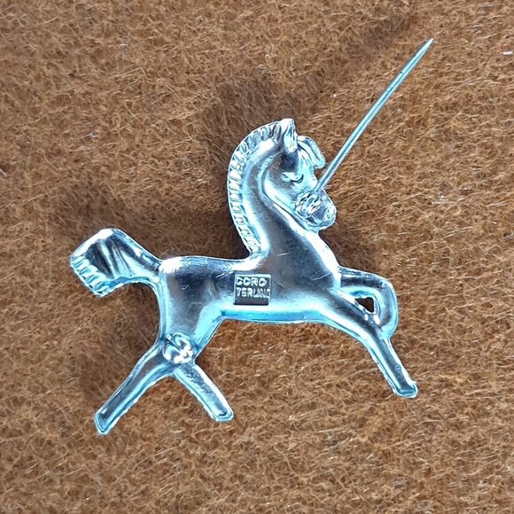 Coro Vintage 1940s Sterling Silver Running Horse Brooch - Picture 8 of 11